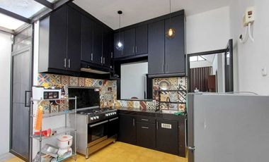 dijual rumah di sleman dalam cluster full furnished dalam perumahan