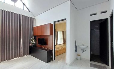 dijual rumah di sleman dalam cluster full furnished dalam perumahan