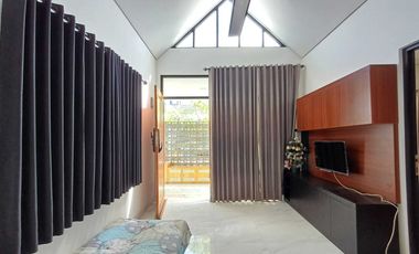 dijual rumah di sleman dalam cluster full furnished dalam perumahan