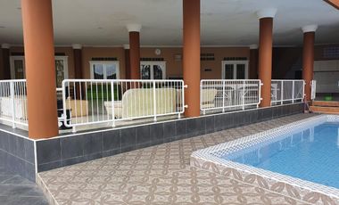 JUAL CEPAT Villa Puncak Masih Beroperasi Cocok Untuk Investasi