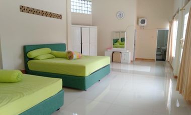 JUAL CEPAT Villa Puncak Masih Beroperasi Cocok Untuk Investasi