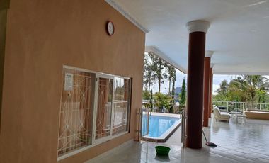 JUAL CEPAT Villa Puncak Masih Beroperasi Cocok Untuk Investasi