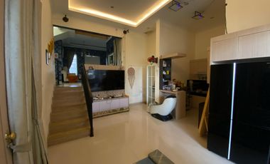 RUMAH SEMI FURNISHED DEPAN POS SECURITY DI ALAMANDA HILLS TEMBALANG