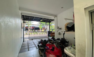 RUMAH SEMI FURNISHED DEPAN POS SECURITY DI ALAMANDA HILLS TEMBALANG