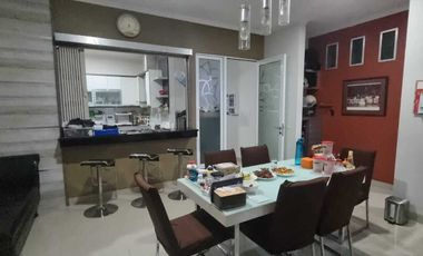 Cluster Vernonia Hoek  Summarecon Bekasi Sudah Renovasi Siap Huni