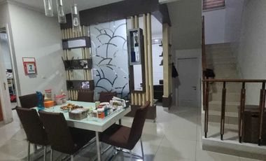 Cluster Vernonia Hoek  Summarecon Bekasi Sudah Renovasi Siap Huni