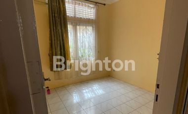 DIJUAL RUMAH 1 LANTAI LOKASI TENGAH KOTA