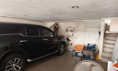 DISEWAKAN RUMAH BGM PIK 1 FURNISH 2,5 LANTAI