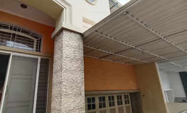 DISEWAKAN RUMAH BGM PIK 1 FURNISH 2,5 LANTAI