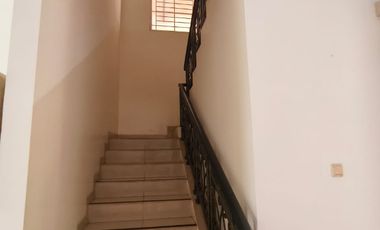 DISEWAKAN RUMAH BGM PIK 1 FURNISH 2,5 LANTAI