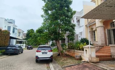 DISEWAKAN RUMAH BGM PIK 1 FURNISH 2,5 LANTAI