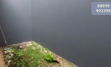 Rumah Sewa Unfurnished 3 Kamar di Residence One, Tersedia Canopy,