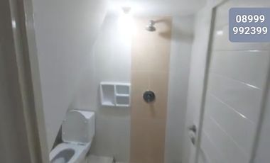 Rumah Sewa Unfurnished 3 Kamar di Residence One, Tersedia Canopy,