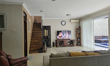 Rumah Lux Full Furnished Balikpapan Baru Dengan Kolam Renang