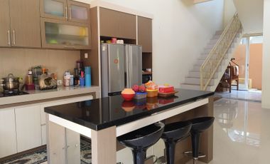 Dijual cepat rumah besar semi furnished Sepinggan Pratama Balikpapan