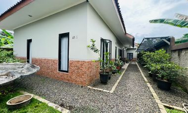 Rumah Asri Semi Furnished Serasa Villa Di Dekat Stasiun Bogor
