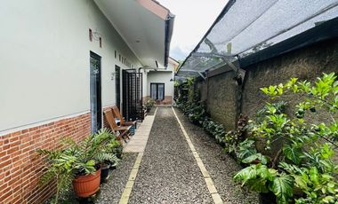 Rumah Asri Semi Furnished Serasa Villa Di Dekat Stasiun Bogor