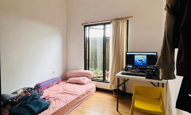 Rumah Asri Semi Furnished Serasa Villa Di Dekat Stasiun Bogor