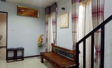 Dijual cepat rumah lux full furnished cantik di poka balikpapan