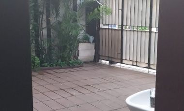 Rumah 2Lt rapi murah siap huni deket MRT haji nawi di Cipete Jaksel