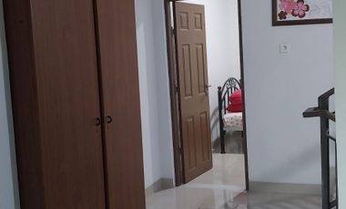 Rumah 2Lt rapi murah siap huni deket MRT haji nawi di Cipete Jaksel