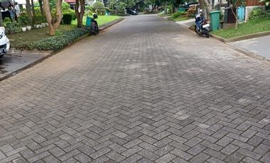 RUMAH DIJUAL MURAH LOKASI NYAMAN ASRI DI PERUM GRAHA ESTETIKA