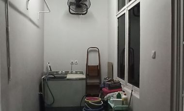 RUMAH DIJUAL MURAH LOKASI NYAMAN ASRI DI PERUM GRAHA ESTETIKA