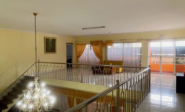 RUMAH MEWAH LUAS di PUSAT KOTA CIANJUR – SIAP HUNI & MULTIFUNGSI