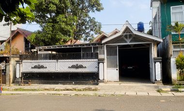 RUMAH MEWAH LUAS di PUSAT KOTA CIANJUR – SIAP HUNI & MULTIFUNGSI