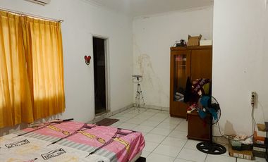 RUMAH MEWAH LUAS di PUSAT KOTA CIANJUR – SIAP HUNI & MULTIFUNGSI