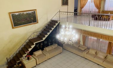 RUMAH MEWAH LUAS di PUSAT KOTA CIANJUR – SIAP HUNI & MULTIFUNGSI