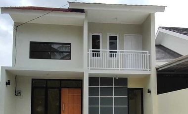 WOW! RUMAH 2 LANTAI DIPUSAT KOTA HANYA 550. DESAIN CUSTOM EXCLUSIVE