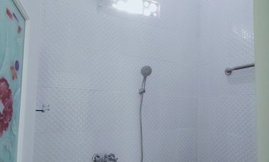 RUMAH BAGUS MURAH TENGAH KOTA 2 LANTAI