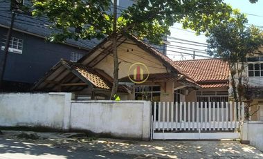 Dijual Rumah Cigadung Main Road Cocok untuk Hunian atau Usaha