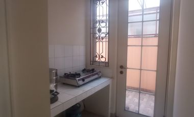 Di sewakan rumah di cluster taman baverly golf lippo karawaci