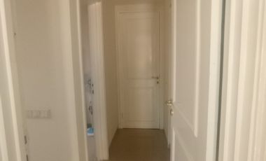 Di sewakan rumah di cluster taman baverly golf lippo karawaci