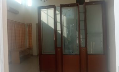 Di sewakan rumah di cluster taman baverly golf lippo karawaci