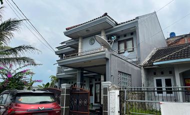 Rumah Bagus 2 Lantai di Pusat Kota Cianjur