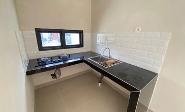 Promo Bulan Juni! Rumah Dua Lantai Bebas Biaya Sampai SHM, Dekat UNS