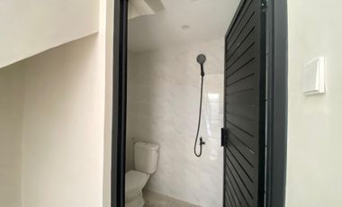 Promo Bulan Juni! Rumah Dua Lantai Bebas Biaya Sampai SHM, Dekat UNS