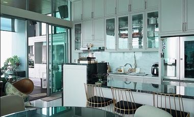 Pent House St Moritz Luas 243 m² (2 Bedroom) Private Lift Full Furnish