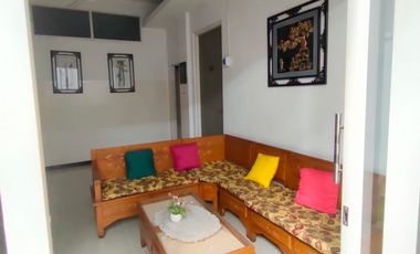 Ruko 4 lantai luas 432m2 aktif sebagai guest house 35KT lokasi Bubutan