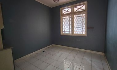 Villa Murah Strategis di Puncak Cipanas