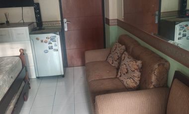 disewakan studio full perabot lt 18 Casablanca East Residence
