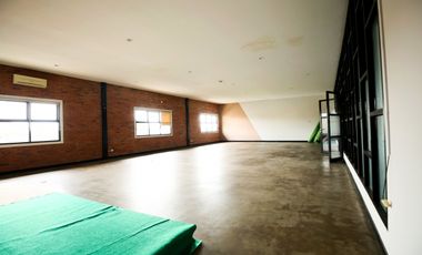 Dijual Kantor plus Gudang di Sawangan Depok