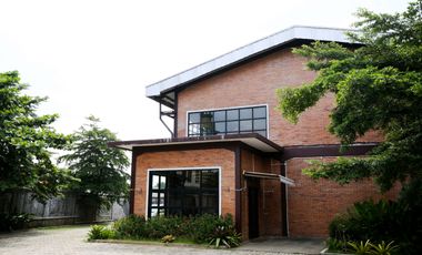 Dijual Kantor plus Gudang di Sawangan Depok