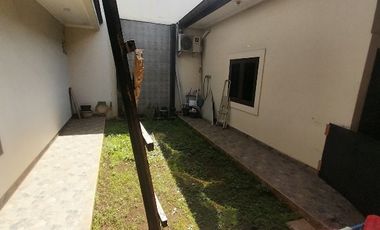 Rumah Dijual di Jatiwaringin Asri