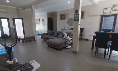 Rumah Dijual di Jatiwaringin Asri