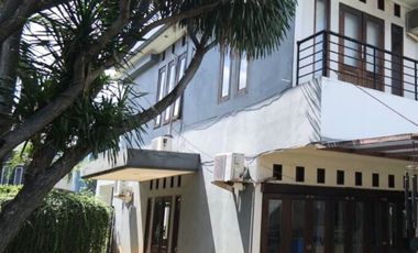 Town House Puri Banda