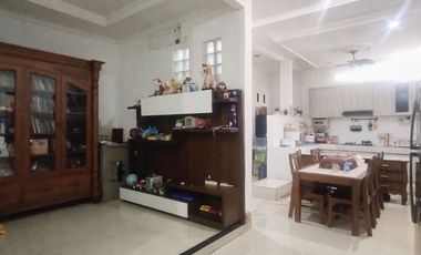 Dijual Cepat Rumah Mewah Rooftop Pinggir Jalan Utama Kampung Tengah Condet